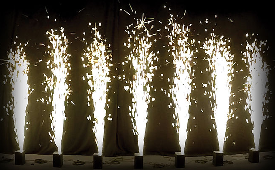 Pyrotechnische Höhepunkte machen eine Feuershow spektakulär und einzigartig