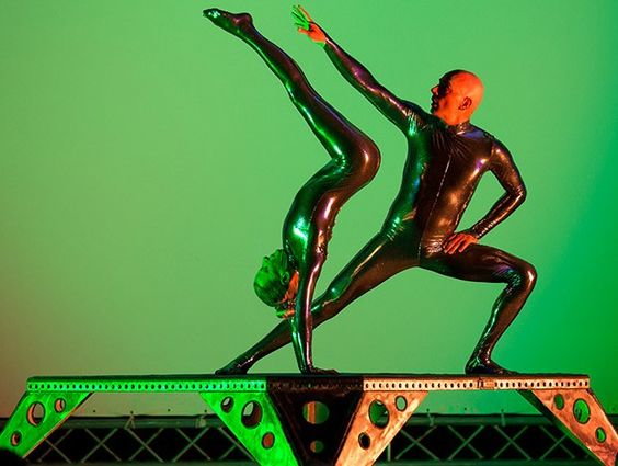 Akrobatik - Show „Lebende Skulpturen