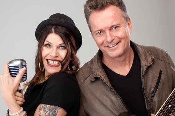 LIVE BAND EVENT MUSIKER 