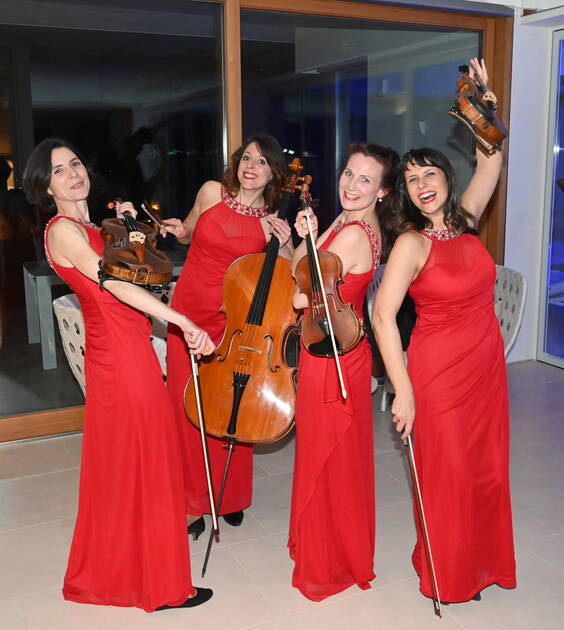 Die mobile Damenband Manon & Co, die international  mit ihrer Musik begeistert